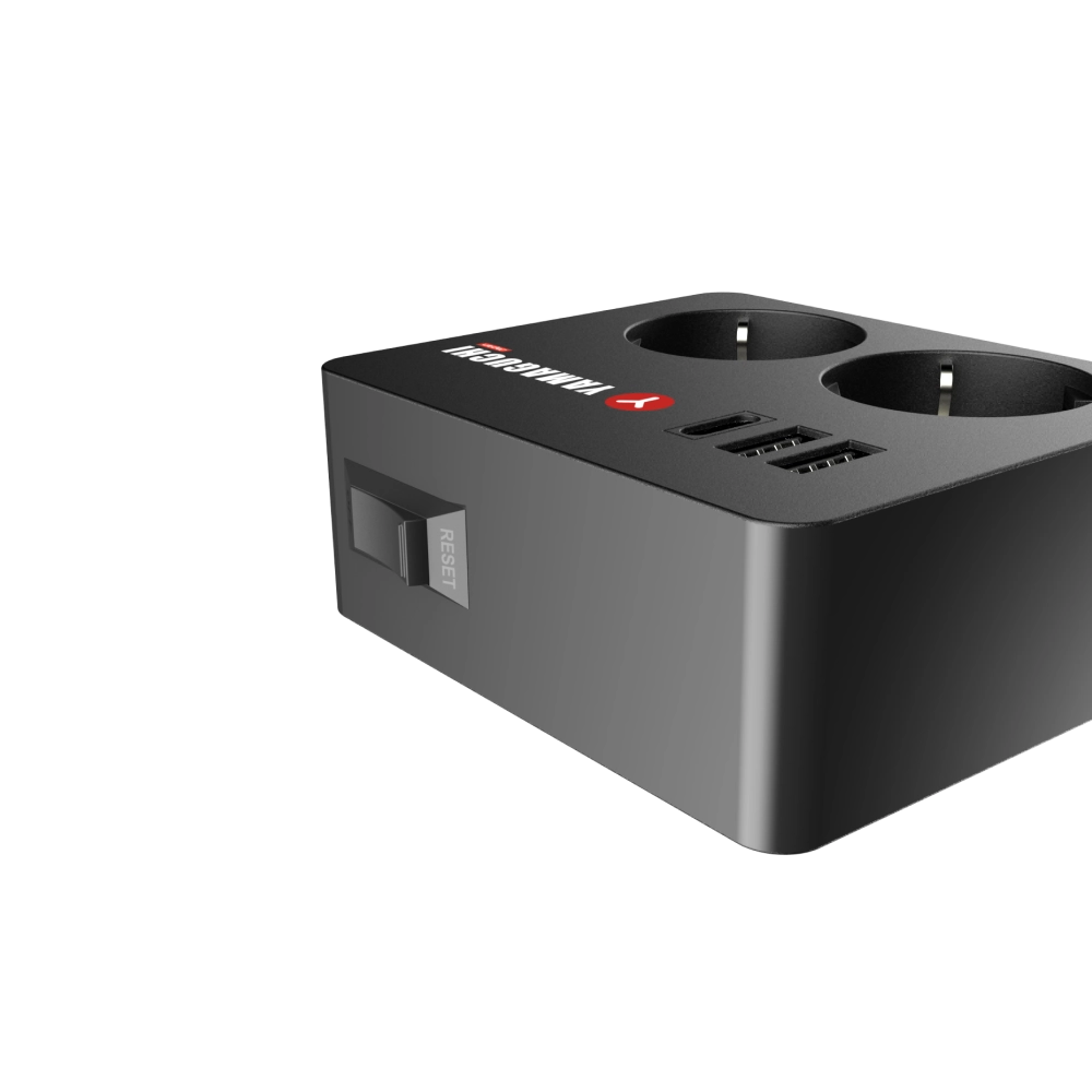 Сетевой фильтр Yamaguchi Adapter 2 розетки, длина провода 3 м,  2 USB-A-разъема, 1 Type-C-разъема